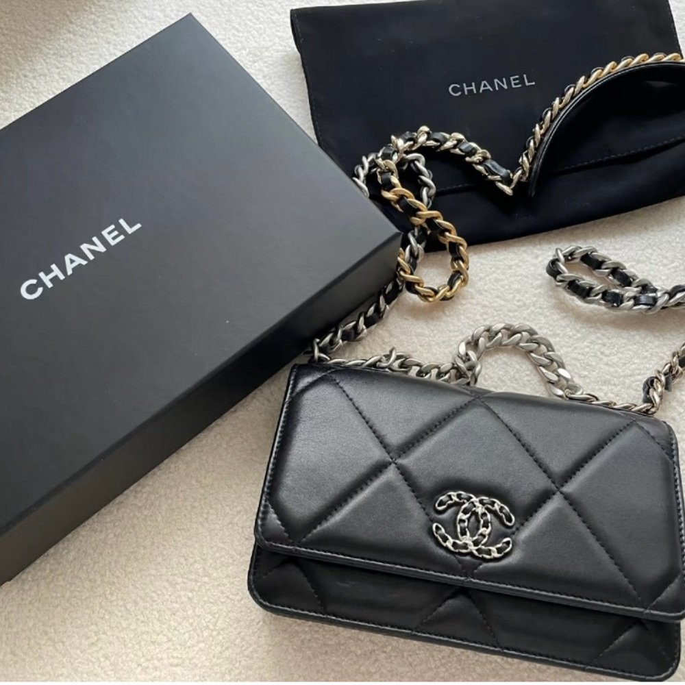 CHANEL Lambskin Quilted Chanel 19 Wallet On Chain WOC Black
